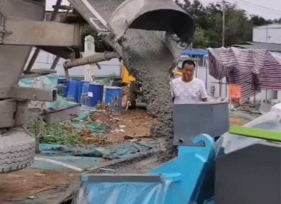 混凝土泵送湿喷机施工视频